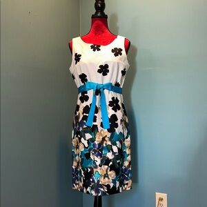 Elegant Floral Sleeveless Dress with Blue Accents Size 10